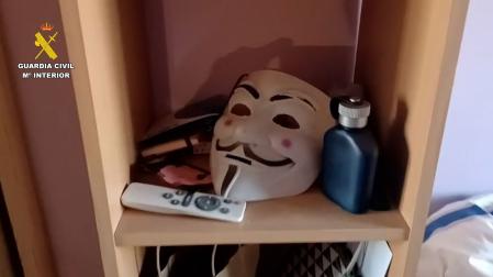 Atacaban webs de Ministerios, partidos políticos e instituciones públicas. Se autodenominaban parte del grupo hacker internacional ‘Anonymous’
