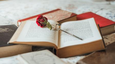 El 'speed dating' se lleva así al mundo literario, con lectores que rotan en encuentros rápidos hablando de títulos y autores