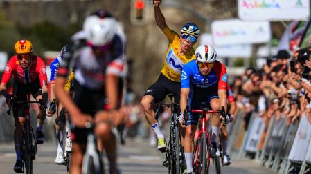 Iván Romeo se corona campeón en la Vuelta Andalucía