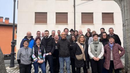 Integrantes de la comunidad energética de Mañeru.