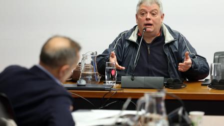 El hostelero Francisco Javier Lorente, en su comparecencia en la comisión de investigación del Parlamento de Navarra