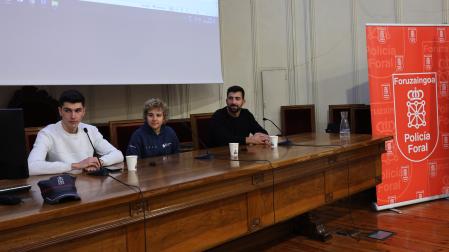 Daniel Milagros, Paula Ostiz y Raúl Oyarzun