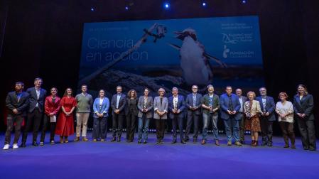 Premiados, autoridades, patrocinadores y presentadores de la VII edición de #LabMeCrazy! Science Film Festival