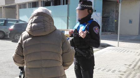Una mujer denuncia a la Policía Municipal de Pamplona haber sufrido un hurto "cariñoso"