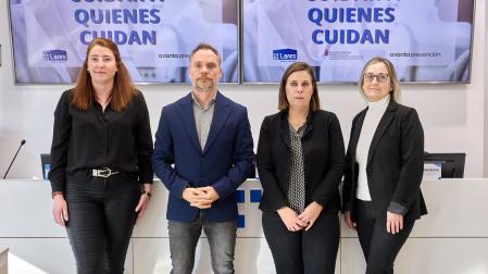 Yaqueline Maestre (residencia Artajona), Iñaki Mendioroz (gobierno foral), Beatriz Lacabe (Lares) y Mª Carmen Martorell (Avanta).