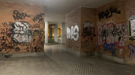 Soportales de la avenida Sancho el Fuerte de Pamplona, lugar de botellones