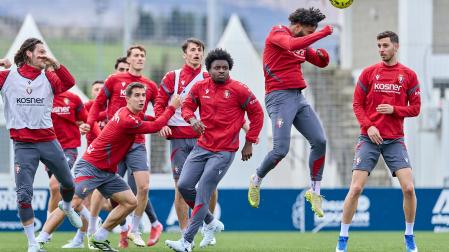 Foto del entrenamiento de Osasuna antes del partido ante el Valencia.
