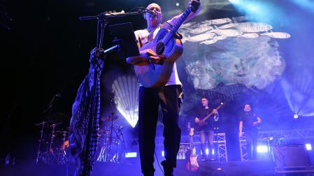 Fotos del concierto de Celtas Cortos en el Navarra Arena