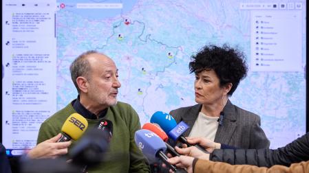 José Javier Boulandier e Inma Jurío durante la presentación del nuevo visor