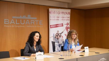 Nerea García y Belén Galindo en la presentación del Salón del Estudiante.