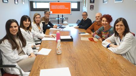 Profesionales del Área de Salud de Tudela, la Subdirección de Farmacia y Prestaciones del SNS-O y del Colegio de Farmacéuticos de Navarra que colaboran en este programa de dispensación