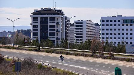 Edificios del Valle de Egüés, uno de los tres municipios en los que se divide Erripagaña junto a Burlada, Pamplona y Huarte