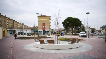 Plaza del reloj en la Txantrea