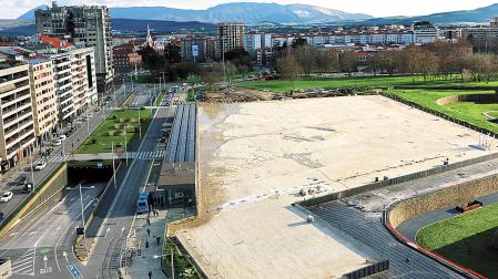Las obras en la superficie de la estación de autobuses avanzan, tras haber retirado toda la tierra