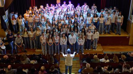 Estudiantes de Secundaria ofrecieron un concierto en el IES Plaza de la Cruz de Pamplona