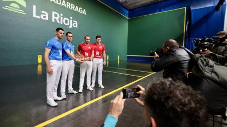 Albisu, Laso, Elordi y Zabaleta, en el Adarraga donde hoy buscan la plaza de finalista.