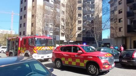 Bomberos y agentes de Policía Municipal, en el lugar del suceso