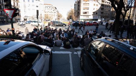 Fotos de las movilizaciones en Pamplona por la huelga general en Navarra por un salario mínimo propio