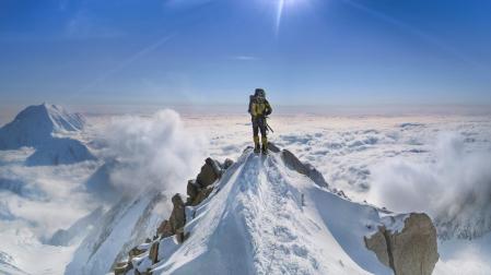 Óscar Arroyo, en la arista cimera del Denali o McKinley, la cumbre más alta de Norteamérica