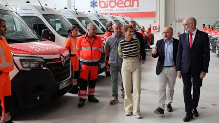 María Chivite y el consejero de Salud, Fernando Domínguez, en una visita a las instalaciones de Bidean.