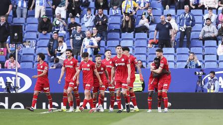 Los jugadores del Getafe celebran el tanto de Domingos Duarte, el 0-1, durante el partido contra el Espanyol
