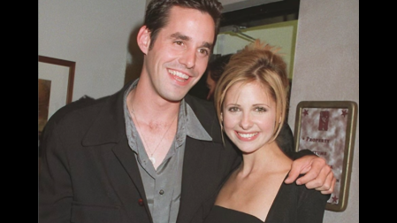 Foto publicada por la actriz Sarah Michelle Gellar con el actor Nicholas Brendon