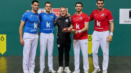Elección de material para la final del Campeonato de Parejas.