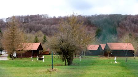 Vista parcial del camping de Urbasa