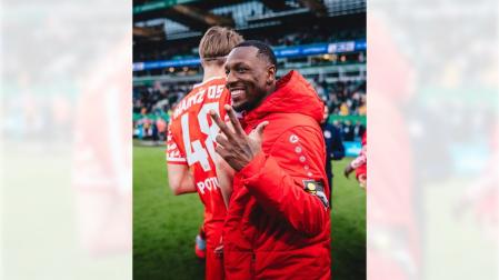 Sheraldo Becker, tras uno de los triunfos con el Mainz