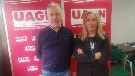 El presidente de UAGN, Félix Bariáin, y la vocal de ganadería, Beni Irurita
