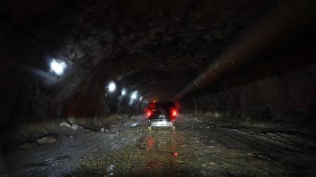 Foto de la visita de autoridades a las obras del nuevo túnel de Belate