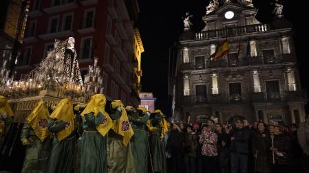 Fotos del traslado de La Dolorosa en Pamplona