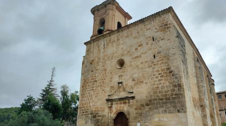 Exterior de la iglesia de Santa María Jus del Castillo