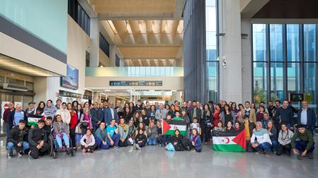 Vuelo solidario desde Noáin a los campamentos saharauis: 147 personas parten desde Navarra