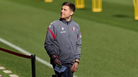 Alessio Lisci, entrenador de Osasuna, en la sesión de este sábado en El Sadar