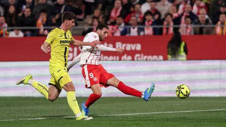 Abel Ruiz y Pau Navarro, en un momento del partido