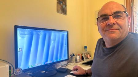 José Félix Azcárate, programador de máquinas que ha creado una plataforma para ayudar a hostelería y comercio local