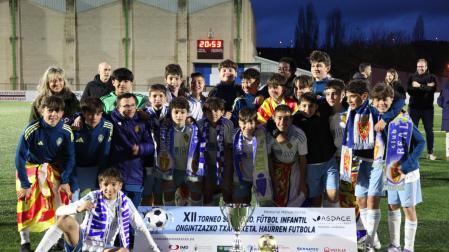 El Real Zaragoza, campeón por sexto año en doce ediciones, tras vencer por 3-0 a la Real Sociedad