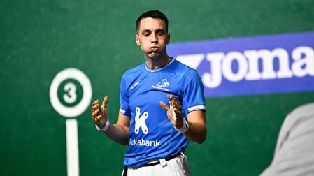 Javier Zabala hace un gesto en un partido anterior