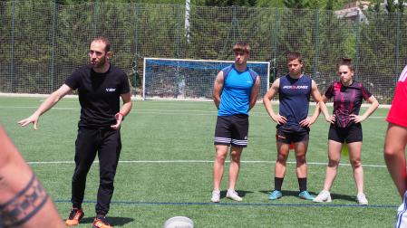 Aprender junto a un equipo que transmite pasión, experiencia y compromiso con el deporte.