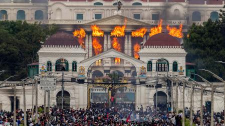 Imagen de Narendra Shrestha, ganadora del World Press Photo
