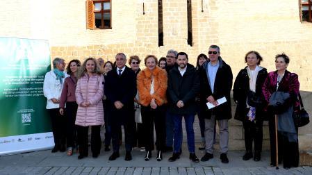 Representantes institucionales, municipales y personal técnico que acudió a la presentación este lunes en Marcilla de RuralNav2026