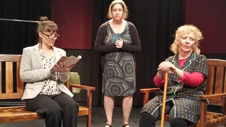 Desde la izq.: Olatz Jiménez, Pili Irisarri y Lola Jiménez