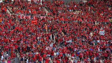 La afición de Osasuna, hace tres años en La Cartuja