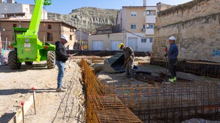 Imagen de las obras de construcción del futuro centro de día de Arguedas