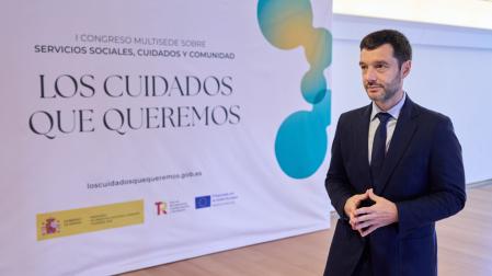 El ministro de Derechos Sociales, Consumo y Agenda 2030, Pablo Bustinduy, este miércoles en Pamplona