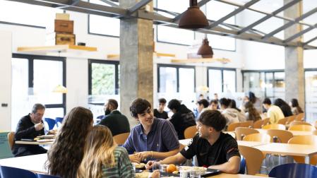 El comedor es uno de los servicios más valorados de Olarain