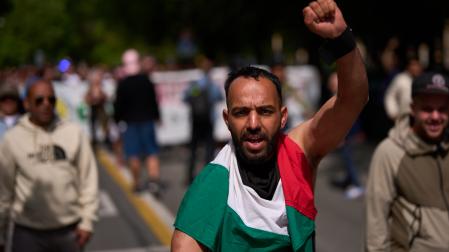 Manifestación en Pamplona en protesta por el desalojo de inmigrantes y para reclamar el empadronamiento de las personas sin hogar