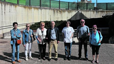 María José Dronda, Felix Marco, Juana Reta, Nieves Goñi, Mari Carmen Astrain, Javier Idoate y Delia Vargas son algunos de los abonados y socios que luchan por Larrabide
