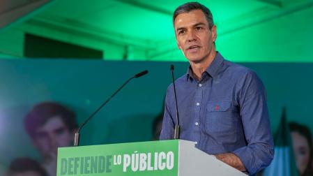 El secretario general del PSOE y presidente del Gobierno, Pedro Sánchez, interviene este domingo en un acto de precampaña de las elecciones andaluzas
